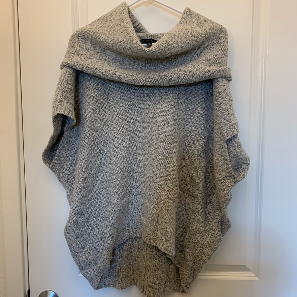 Saks fifth avenue wool sweater